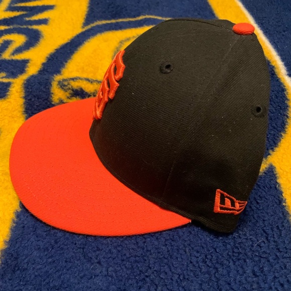 New Era San Francisco SF Giants GAME 59Fifty Fitted Hat (Black & Orange) MLB Cap - Picture 3 of 4